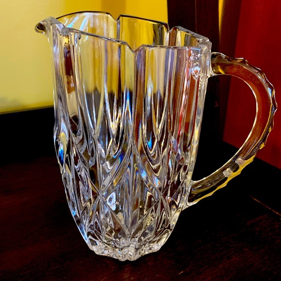 Gorham Crystal pitcher. 6.5” tall, Lady Anne pattern. Ca 1960’s. - Picture 2 of 9